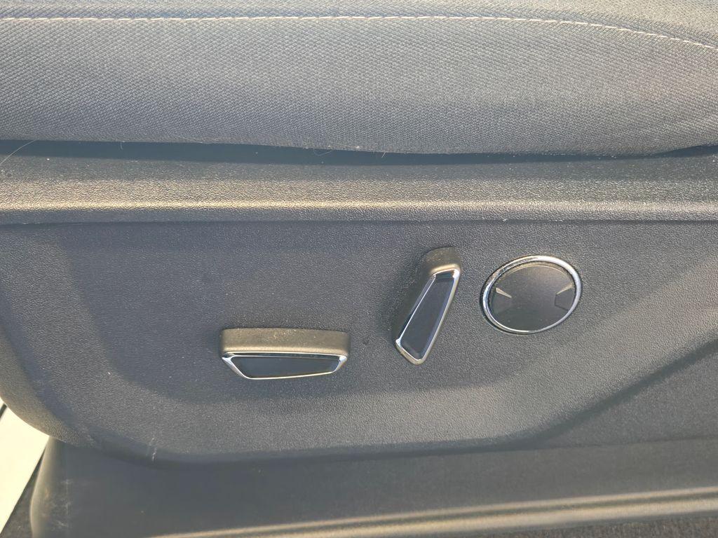 used 2021 Ford F-150 car, priced at $35,000