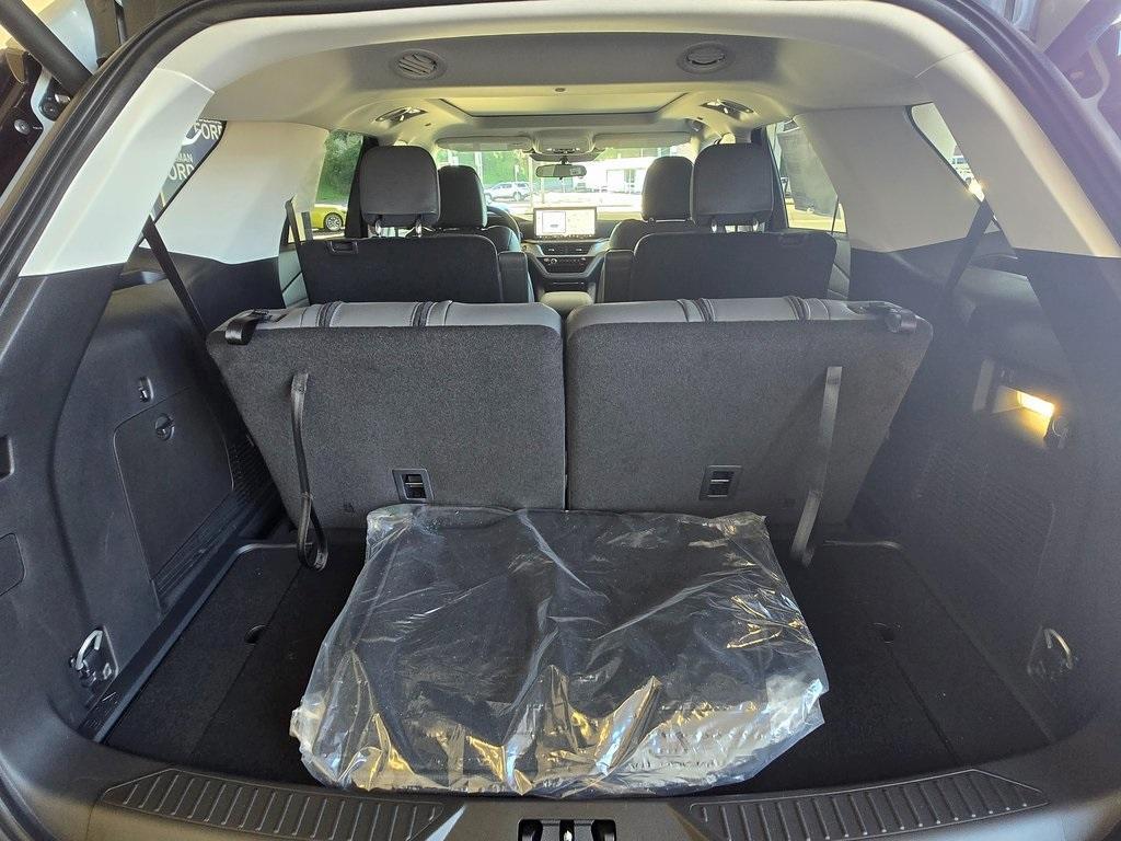 new 2025 Ford Explorer car, priced at $47,710