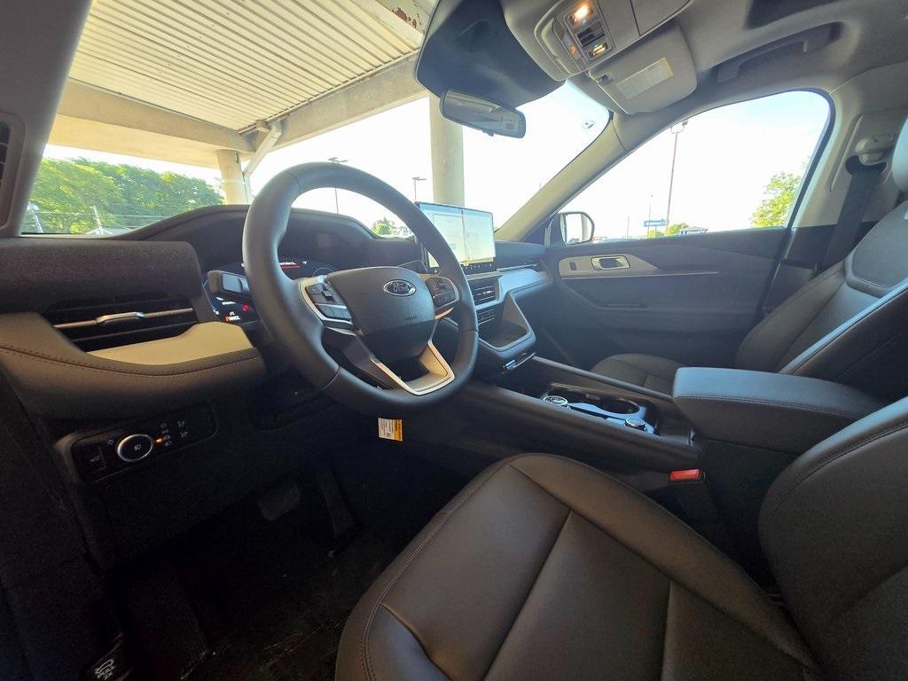 new 2025 Ford Explorer car, priced at $47,710