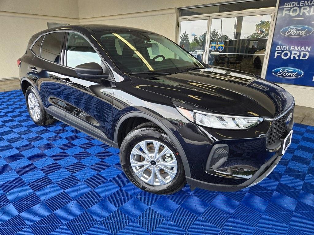new 2025 Ford Escape car, priced at $30,228