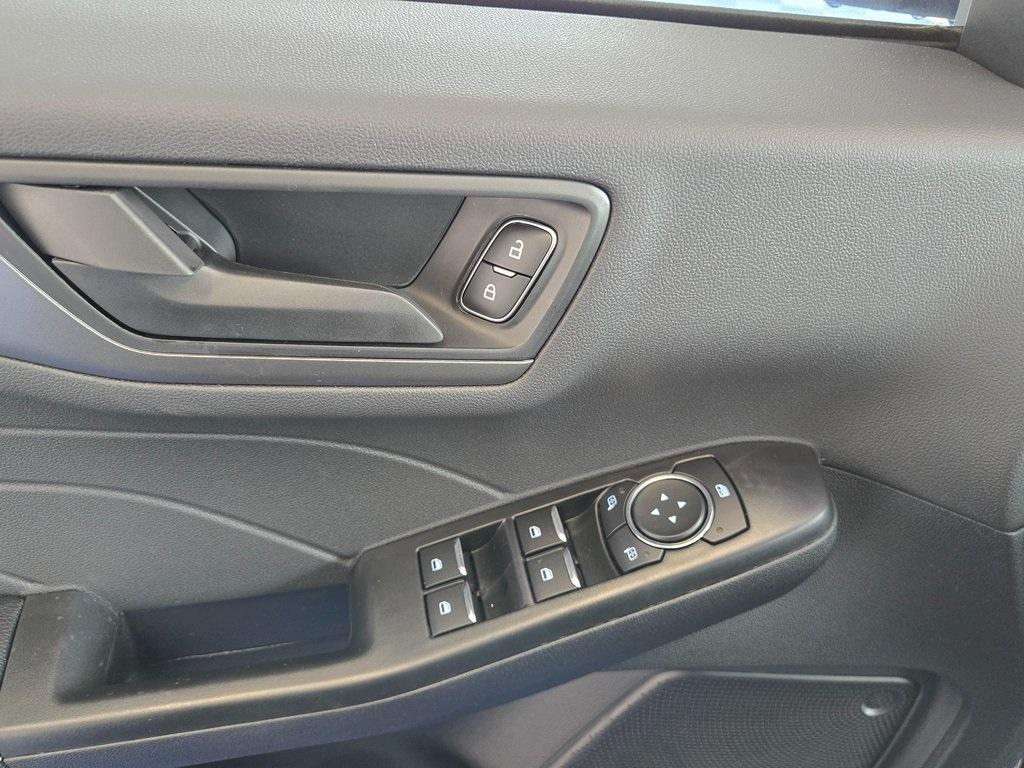 new 2025 Ford Escape car, priced at $30,228