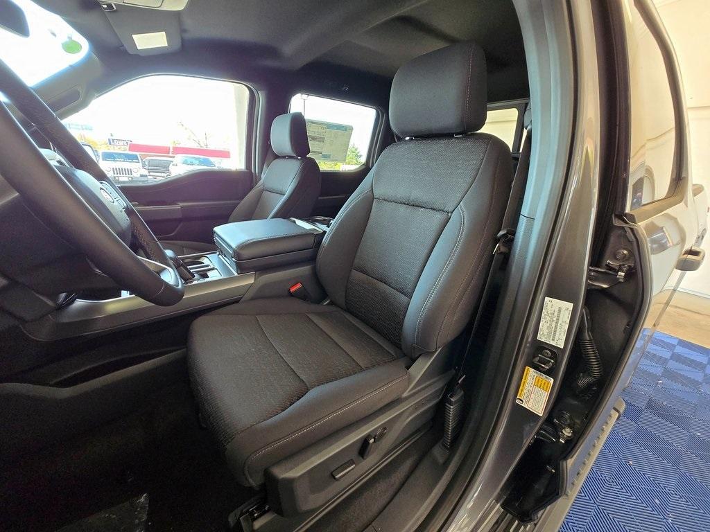 new 2025 Ford F-150 car, priced at $60,999