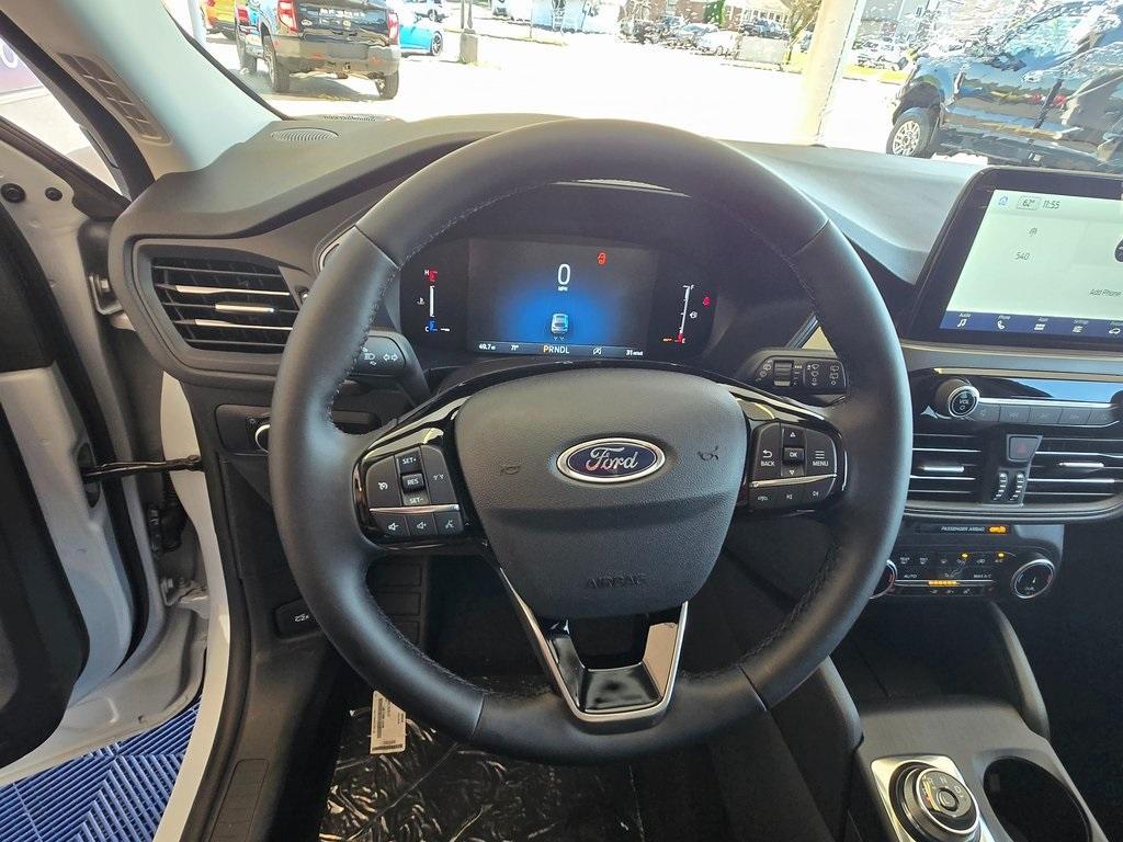 new 2025 Ford Escape car, priced at $26,499