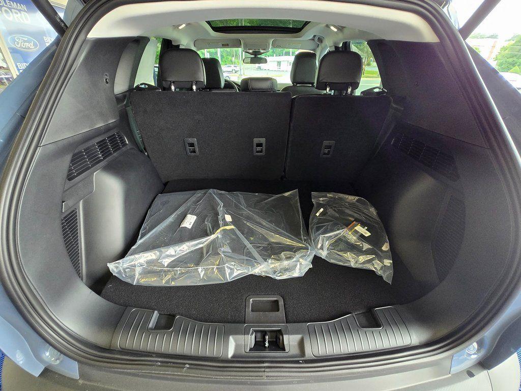 new 2025 Ford Escape car, priced at $29,499