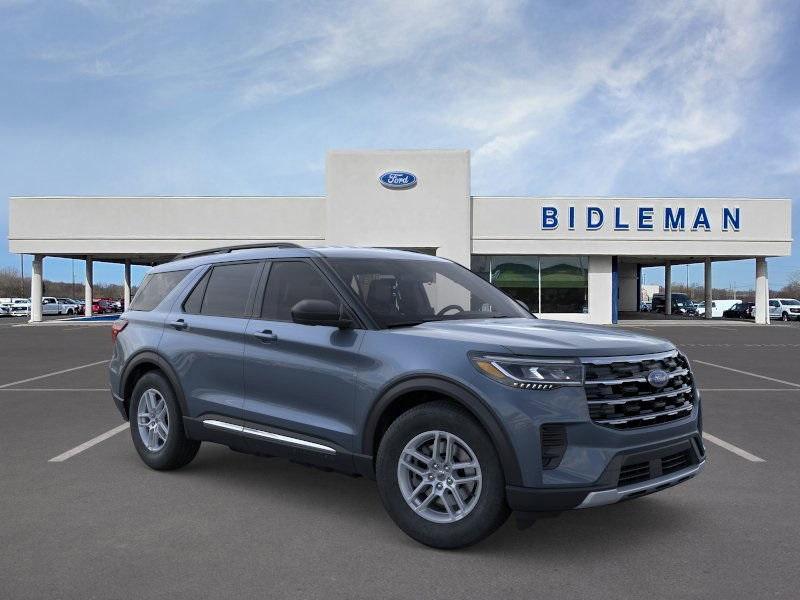 new 2025 Ford Explorer car, priced at $40,972
