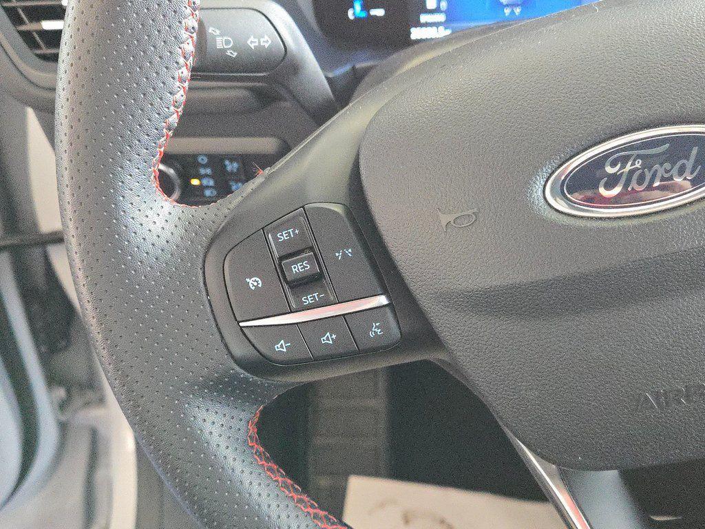 used 2025 Ford Escape car, priced at $26,399