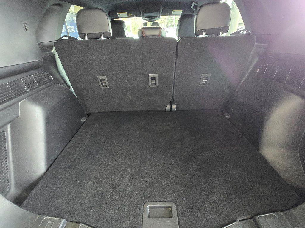 used 2025 Ford Escape car, priced at $26,399