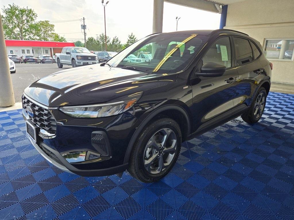 new 2025 Ford Escape car, priced at $31,934
