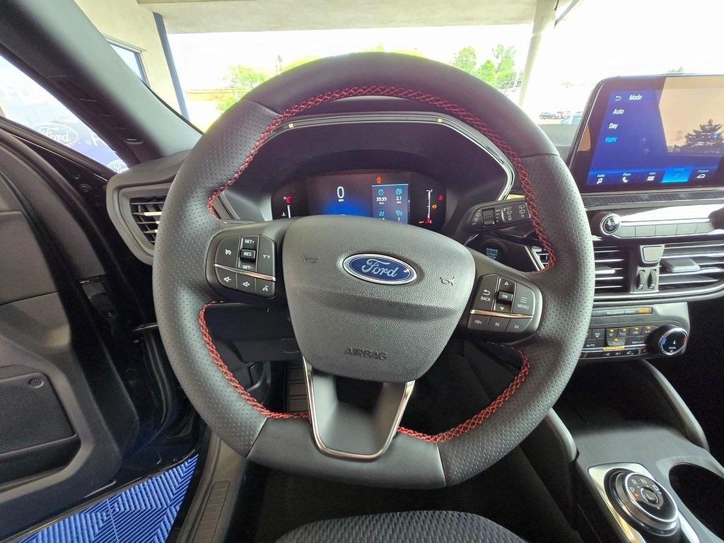 new 2025 Ford Escape car, priced at $31,934
