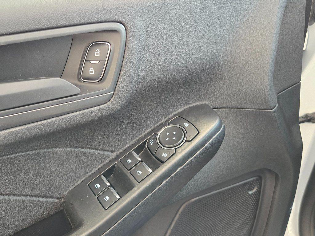 new 2025 Ford Escape car, priced at $26,499