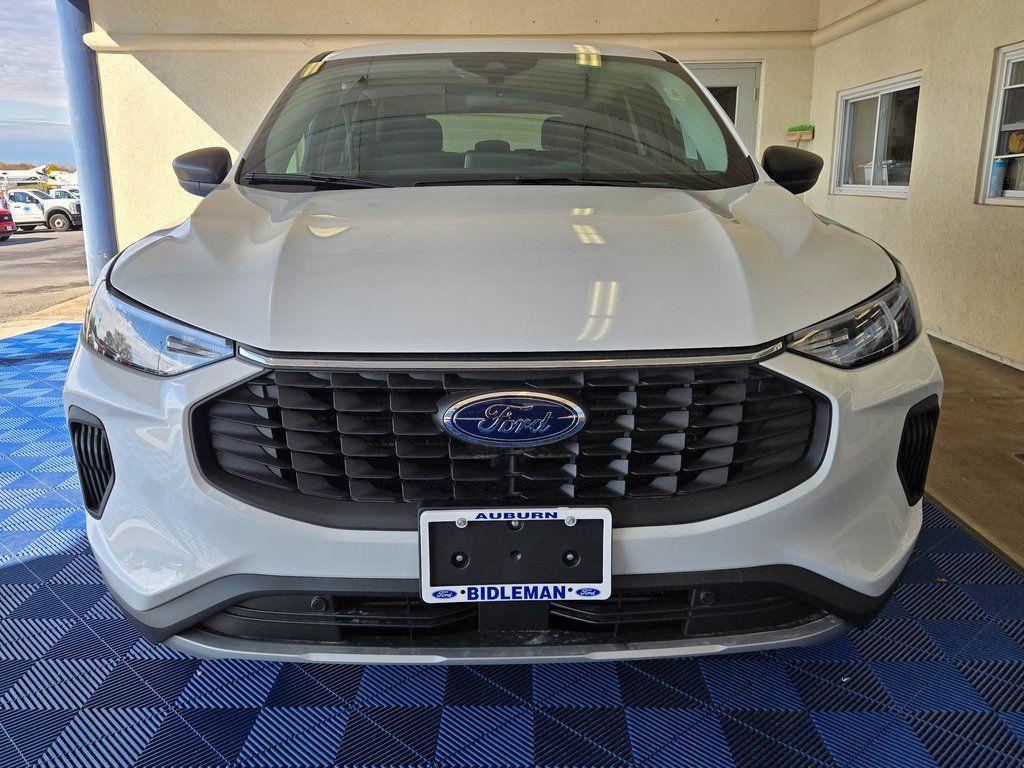 new 2025 Ford Escape car, priced at $26,499