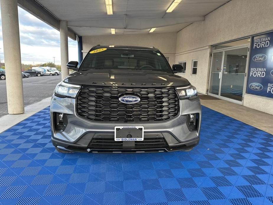 new 2025 Ford Explorer car, priced at $51,134