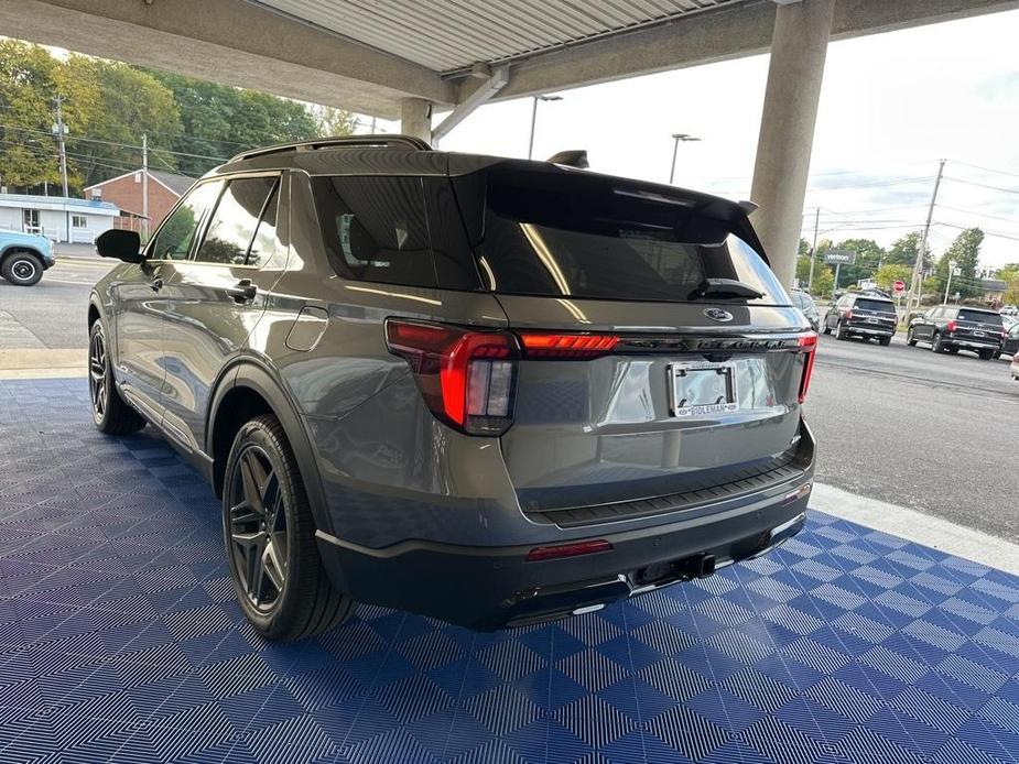 new 2025 Ford Explorer car, priced at $51,134