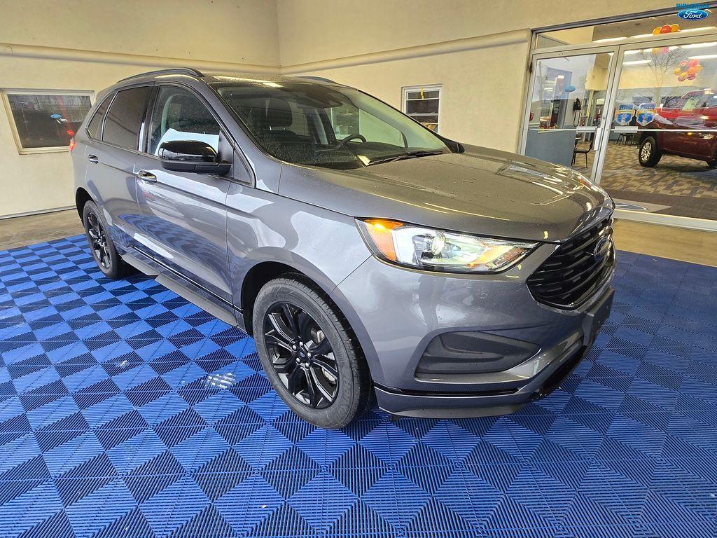 used 2022 Ford Edge car, priced at $25,000