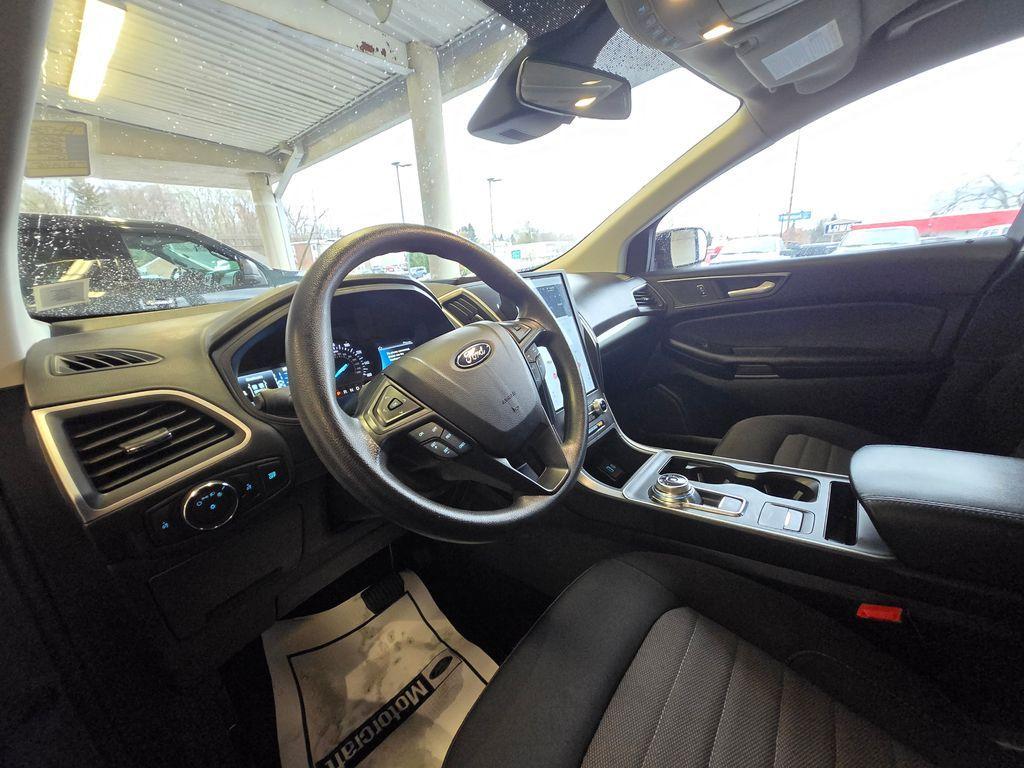 used 2022 Ford Edge car, priced at $25,000