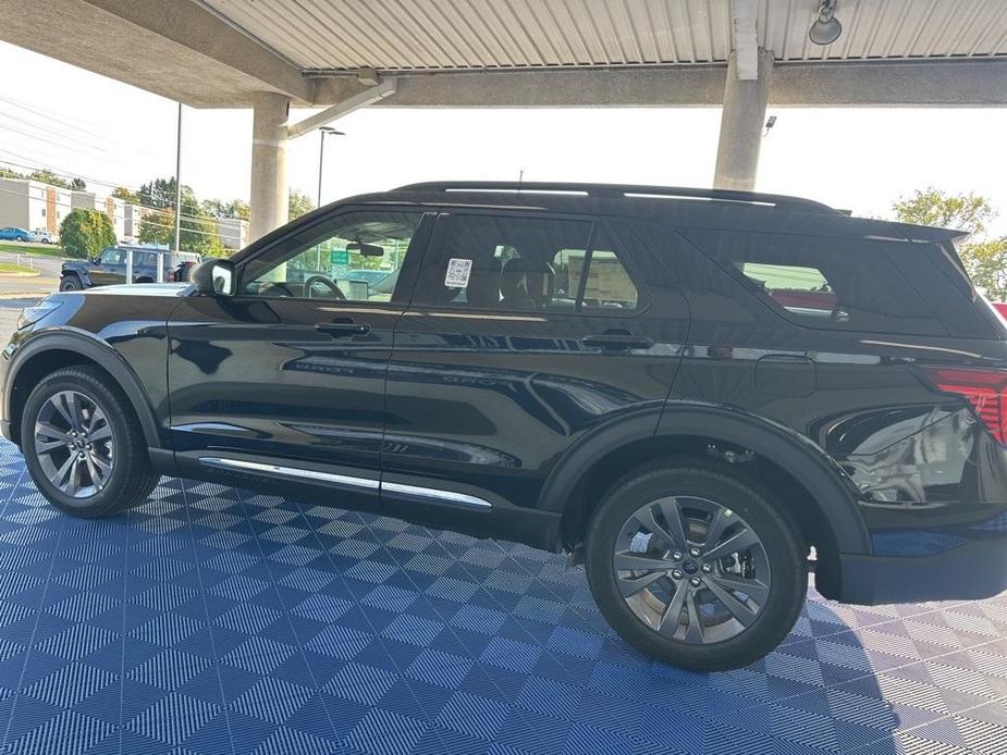 new 2025 Ford Explorer car, priced at $45,878