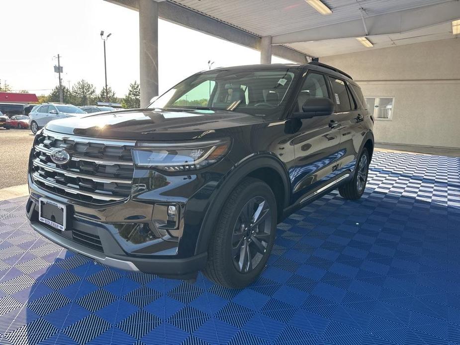 new 2025 Ford Explorer car, priced at $45,878