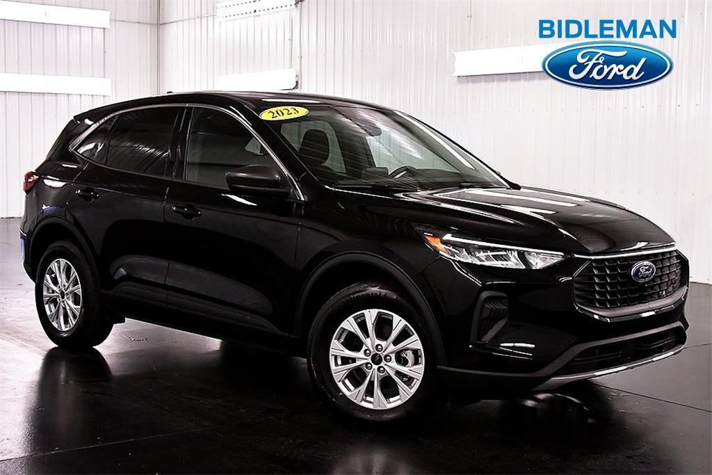 used 2023 Ford Escape car, priced at $25,597