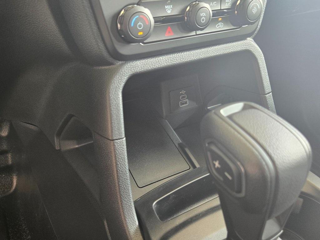 new 2025 Ford Ranger car, priced at $35,499