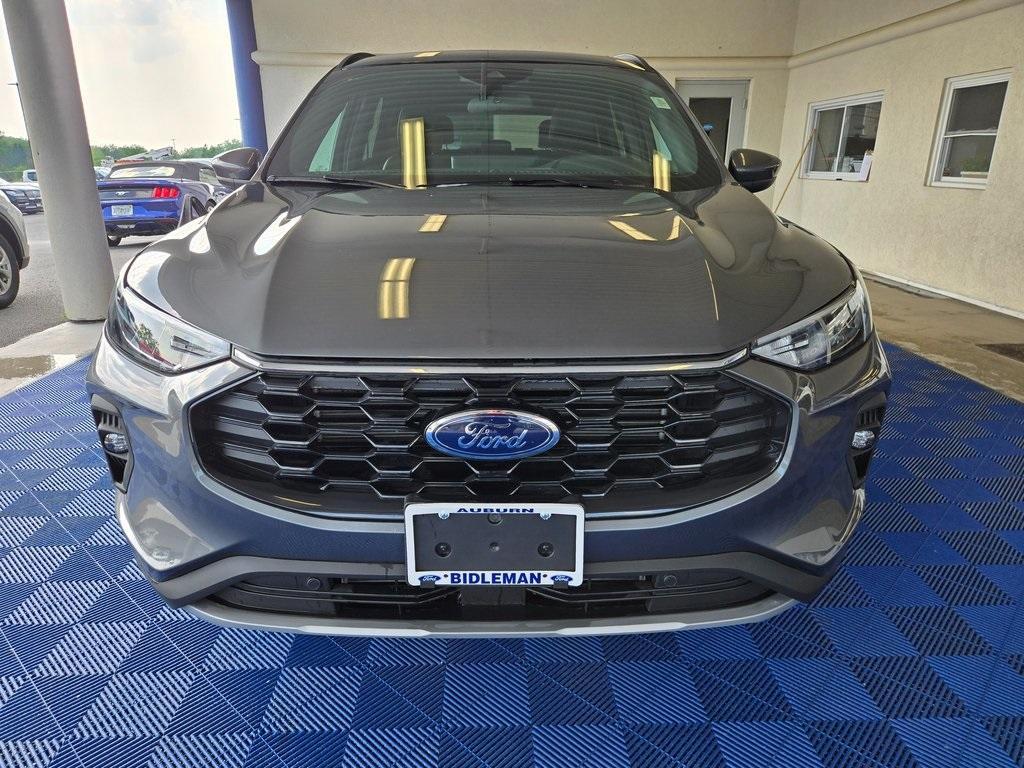 new 2025 Ford Escape car, priced at $33,706