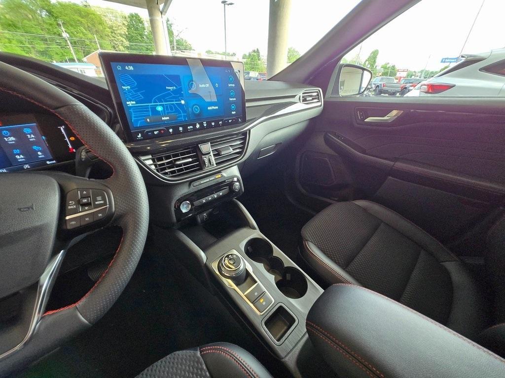 new 2025 Ford Escape car, priced at $33,706