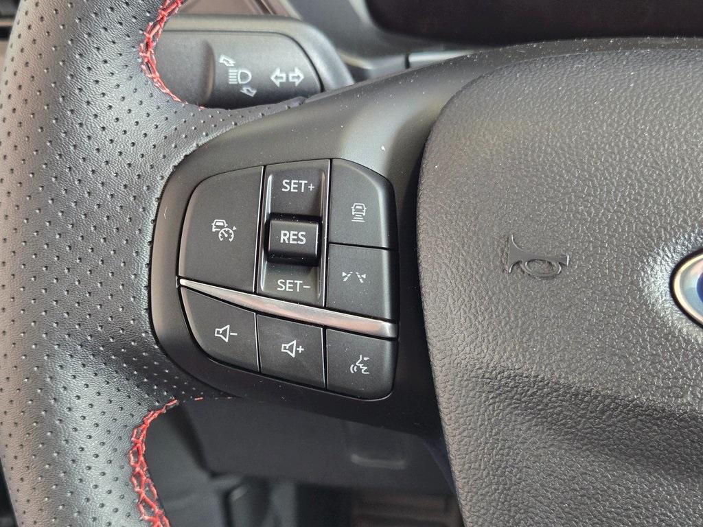 new 2025 Ford Escape car, priced at $33,706