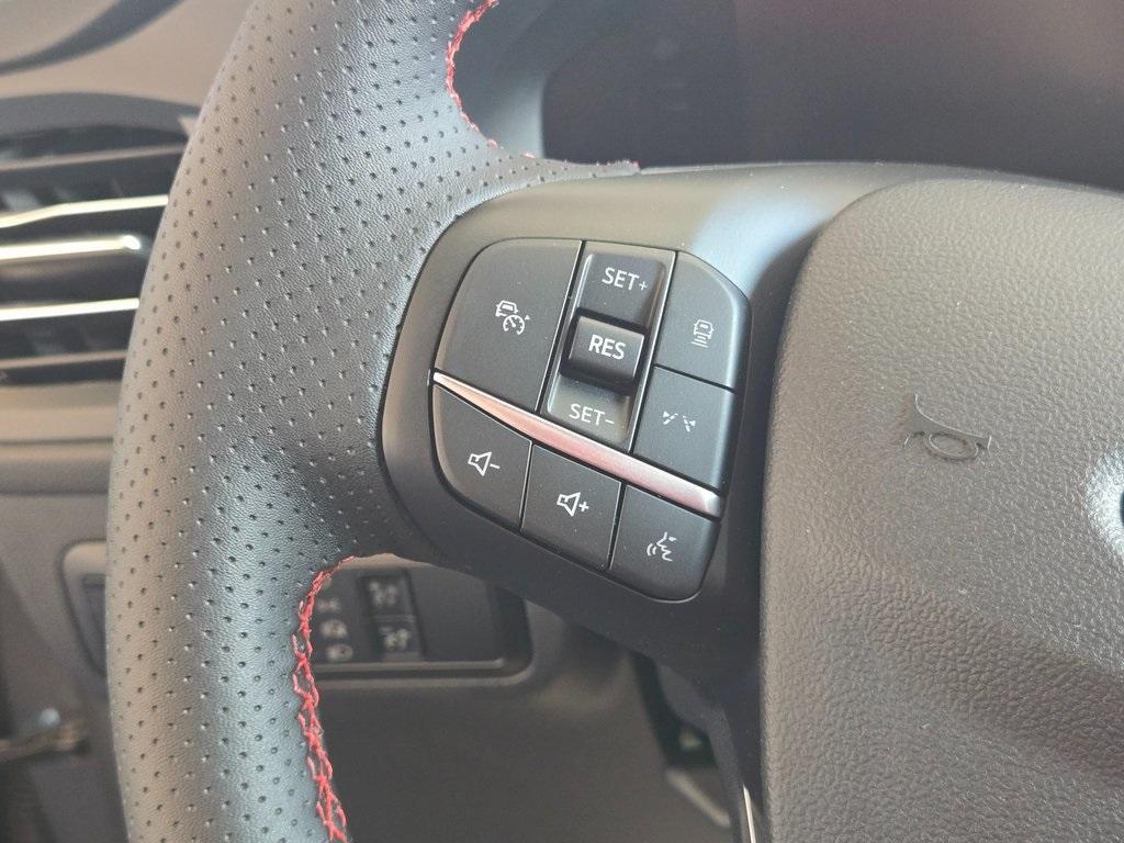 new 2025 Ford Escape car, priced at $31,560