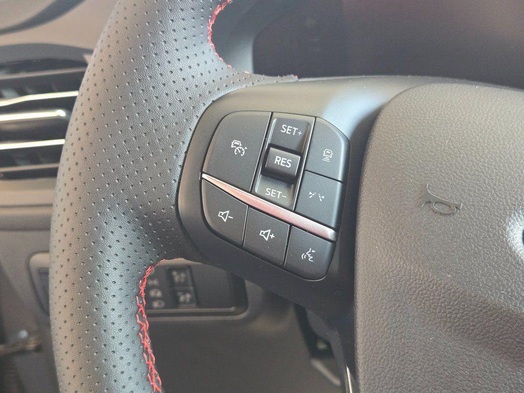 new 2025 Ford Escape car, priced at $29,499