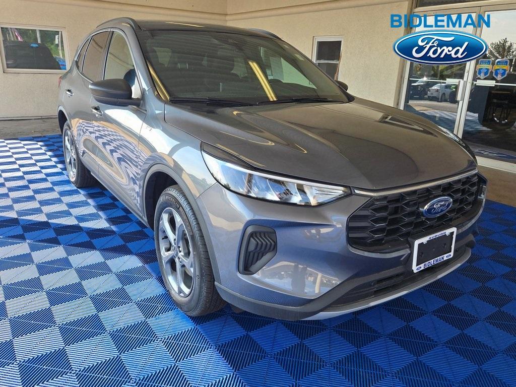 new 2025 Ford Escape car, priced at $31,560