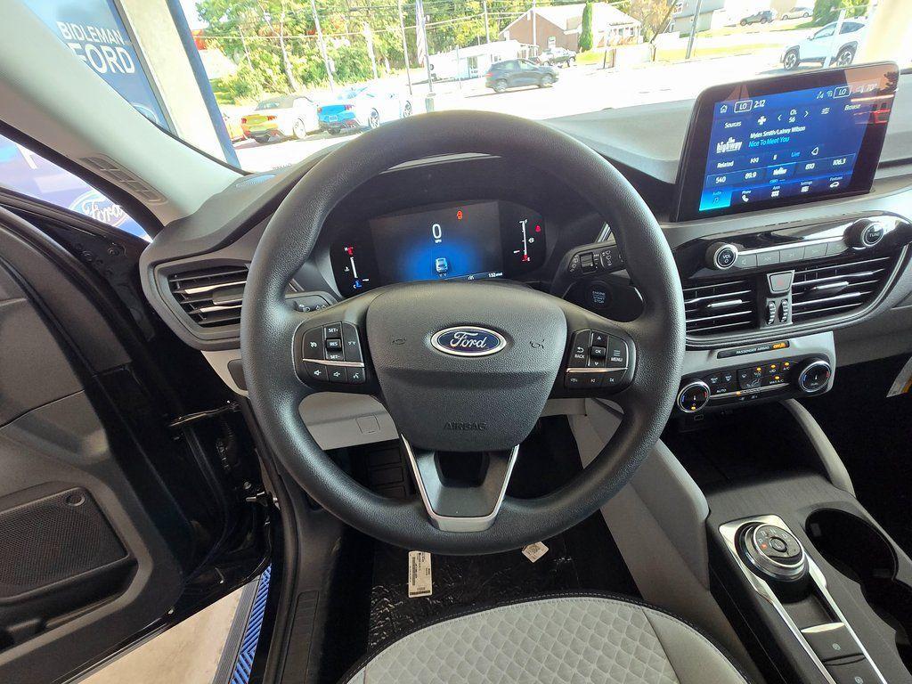new 2025 Ford Escape car, priced at $26,499