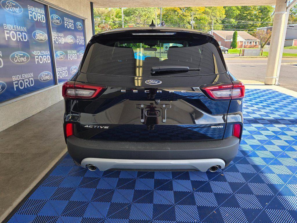 new 2025 Ford Escape car, priced at $26,499