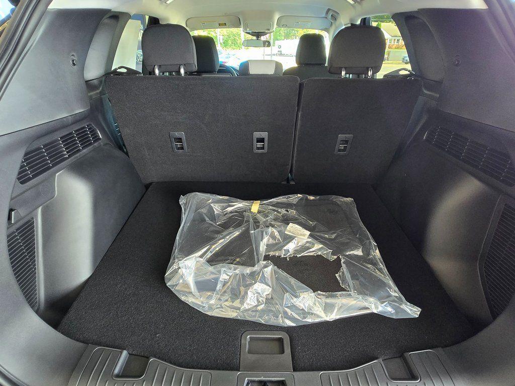 new 2025 Ford Escape car, priced at $26,499