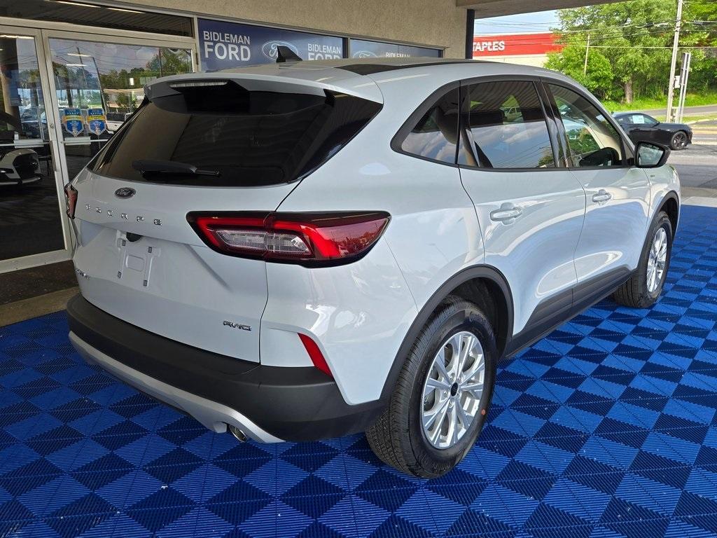 new 2025 Ford Escape car, priced at $29,779