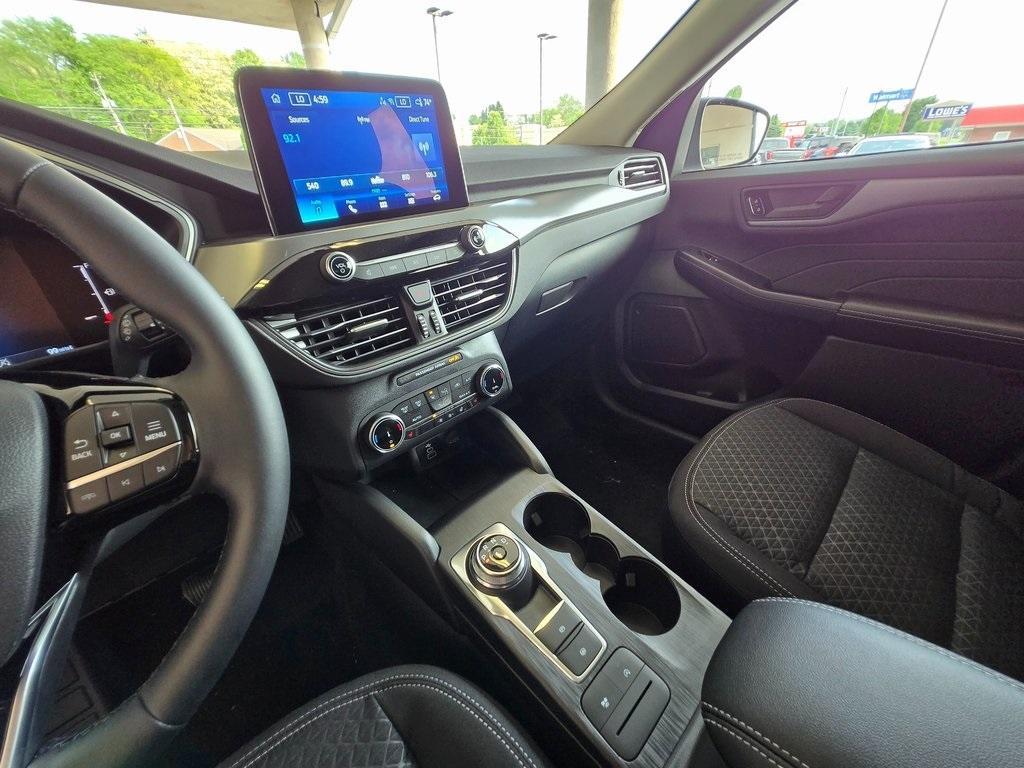 new 2025 Ford Escape car, priced at $29,779