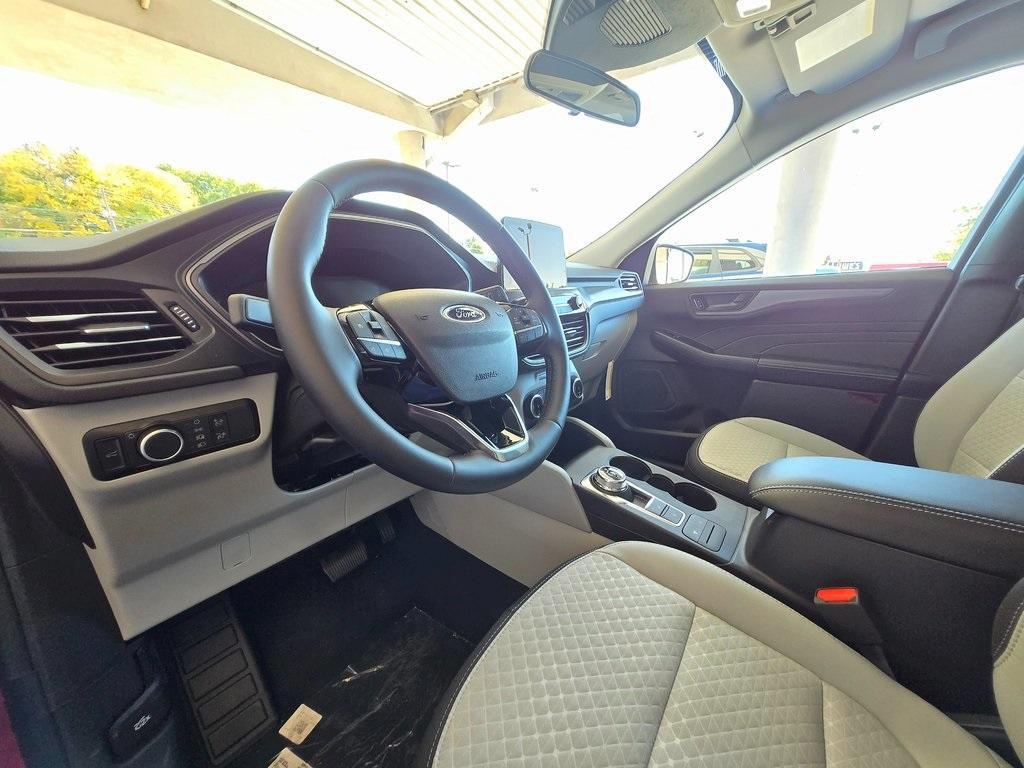 new 2025 Ford Escape car, priced at $27,999
