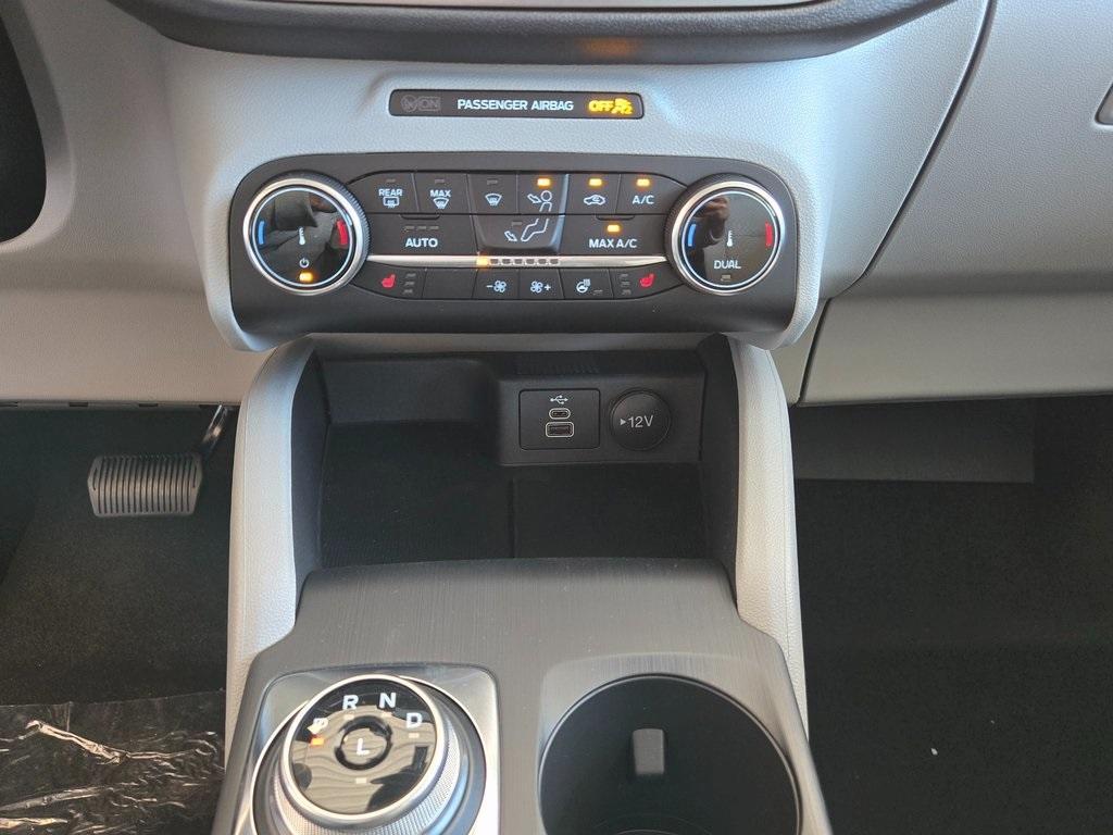 new 2025 Ford Escape car, priced at $27,999