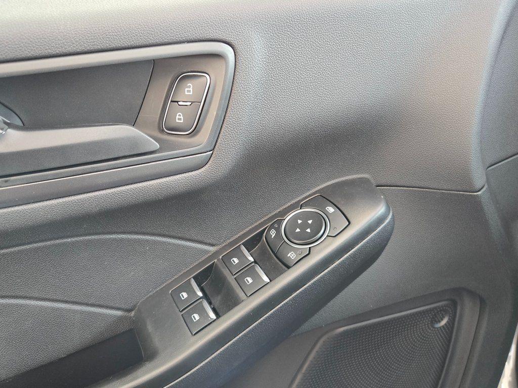 new 2025 Ford Escape car, priced at $26,499