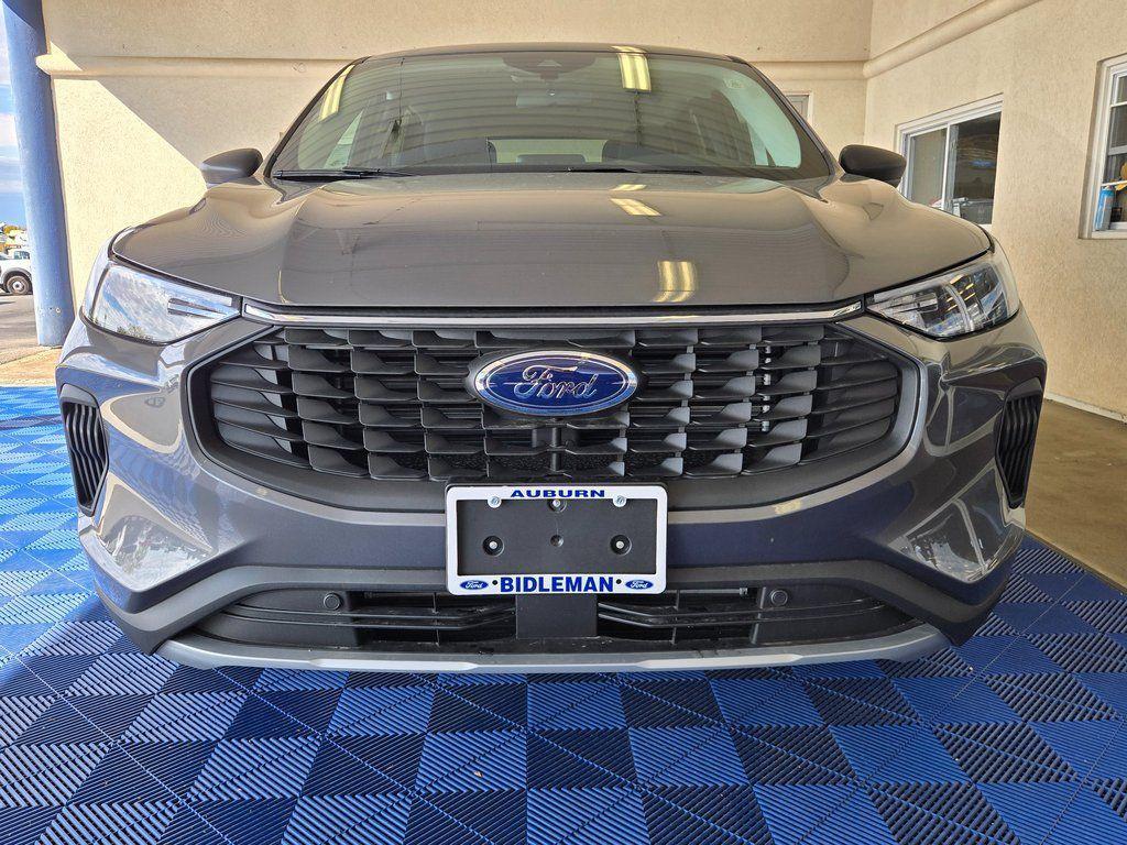 new 2025 Ford Escape car, priced at $26,499