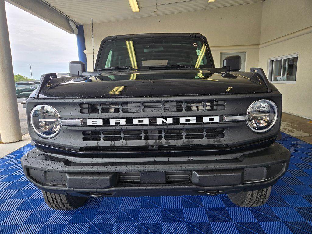 new 2025 Ford Bronco car, priced at $41,499