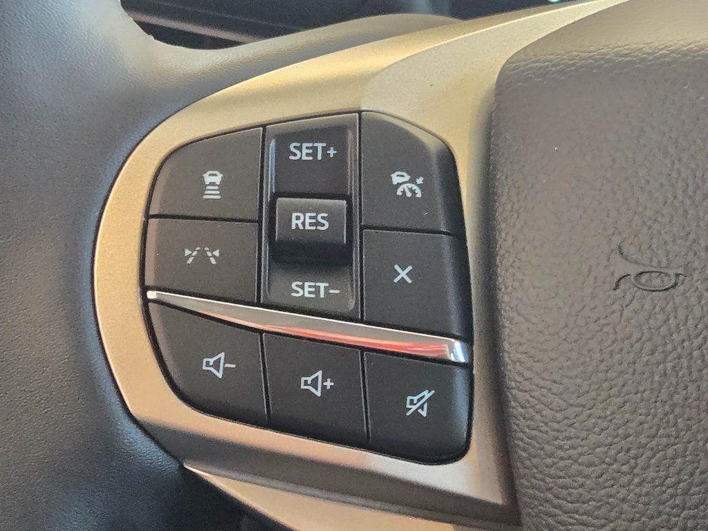 new 2025 Ford Explorer car, priced at $45,799