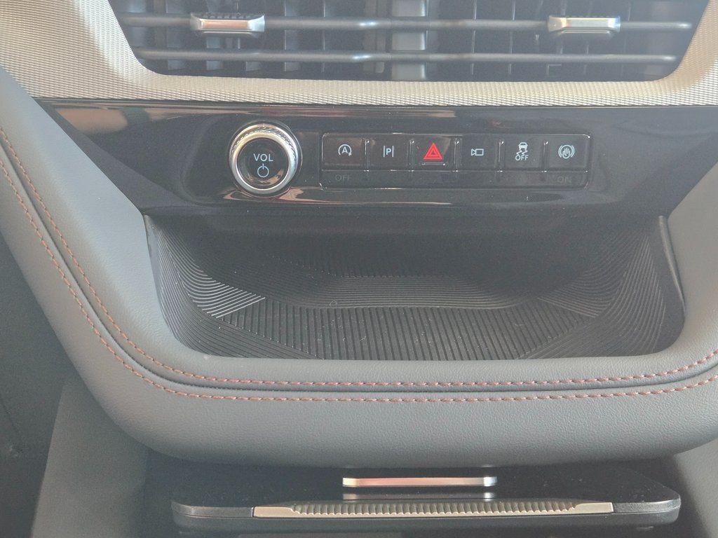 new 2025 Ford Explorer car, priced at $45,799