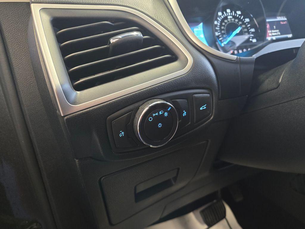 used 2016 Ford Edge car, priced at $12,000