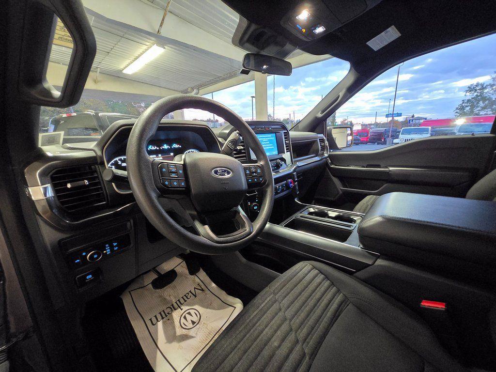 used 2022 Ford F-150 car, priced at $35,000