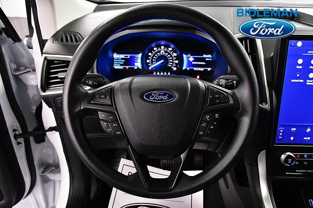 used 2024 Ford Edge car, priced at $30,000