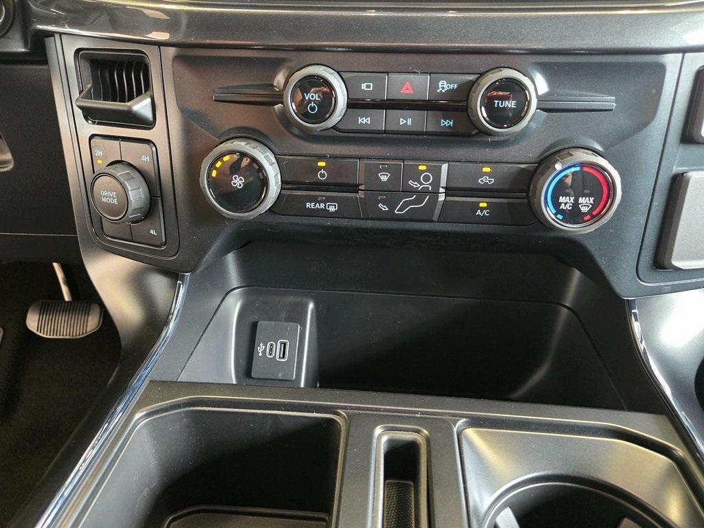 new 2025 Ford F-150 car, priced at $50,941