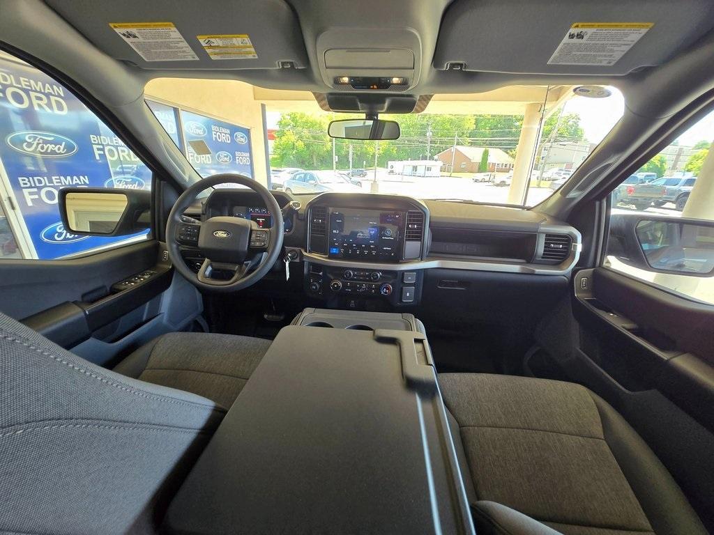new 2025 Ford F-150 car, priced at $46,555