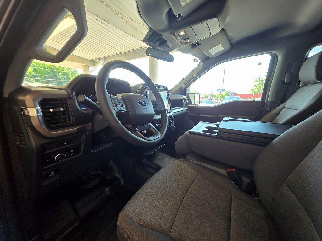 new 2025 Ford F-150 car, priced at $47,124