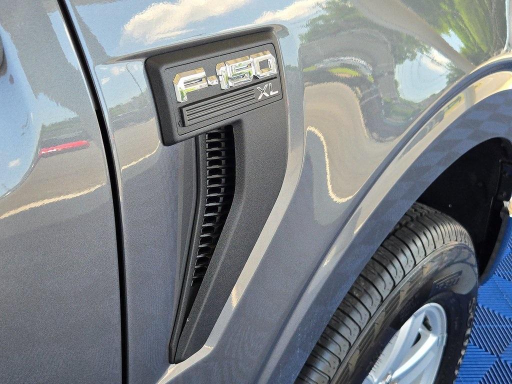 new 2025 Ford F-150 car, priced at $46,555