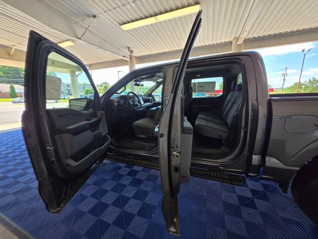 new 2025 Ford F-150 car, priced at $46,555