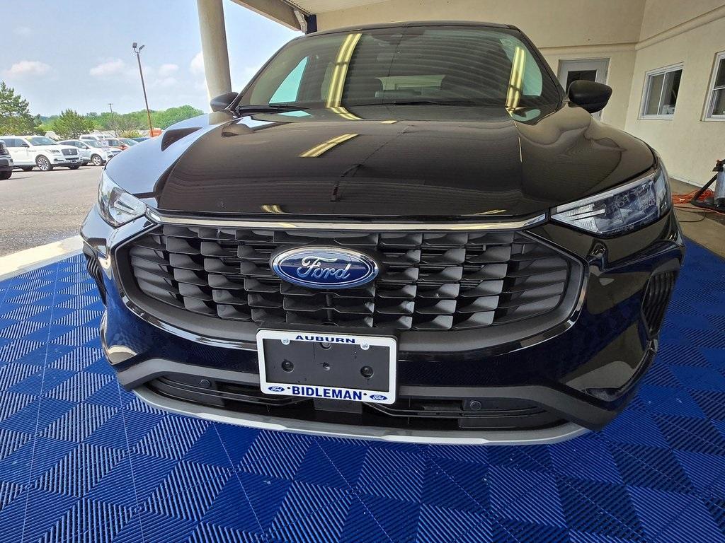 new 2025 Ford Escape car, priced at $29,779